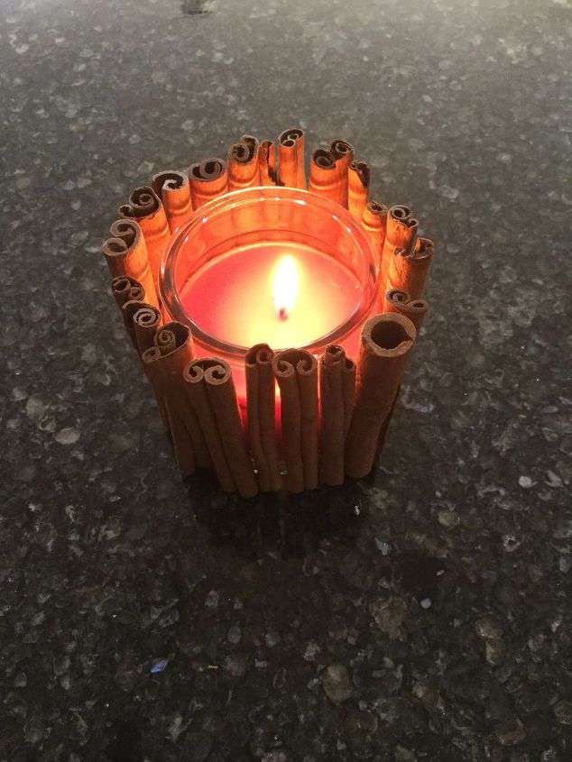 Easy Cinnamon Stick Candle – Great for Holidays and Gifts
