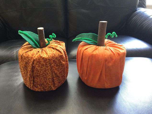 Easy Fabric Pumpkin Crafts