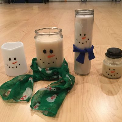 Do you like to make DIY gifts? I'm sharing how I made these DIY snowman candles with a few different shape and sized candles.