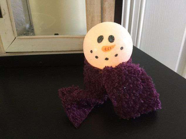 Easy Winter Light Up Snowman Craft