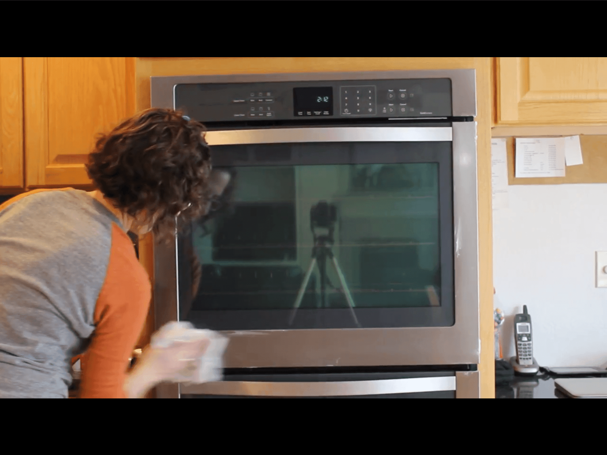 cleaning microwave with shaving cream