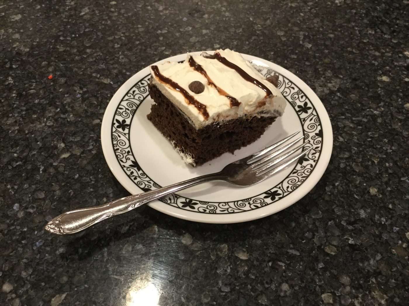 Bailey’s Irish Cream Chocolate Cake Easy & Delicious