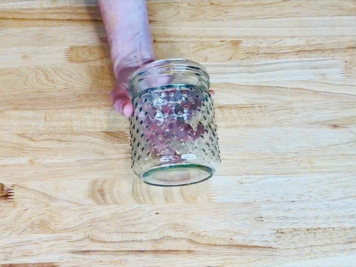 clear glass jar 