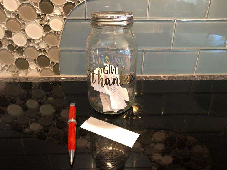 A Thankful Jar For the Holidays