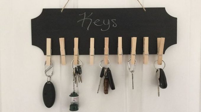 Easy Clothespin Sign with Endless Uses by Chas' Crazy Creations