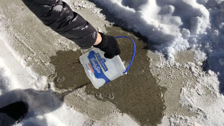 What can be used as a deicer?  With all of these cold storms coming around I wanted to make a DIY deicer.  I did some research, decided on a recipe to try and put it to the test.  Here are my results for you.
