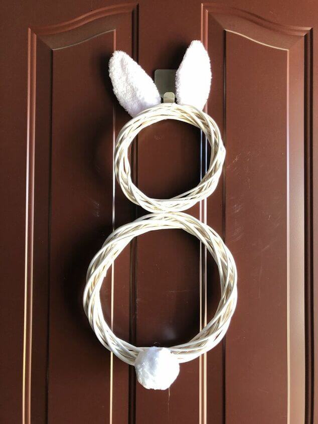 Easy 4 Dollar Bunny Wreath by Chas' Crazy Creations
