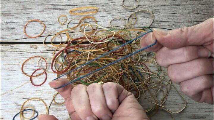 For these ideas you'll need rubber bands in a variety of sizes and widths. I found mine at Dollar Tree.