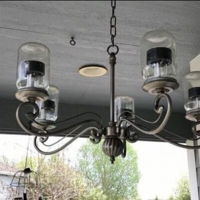 DIY Upcycled Porch Decor (6) Solar Chandelier