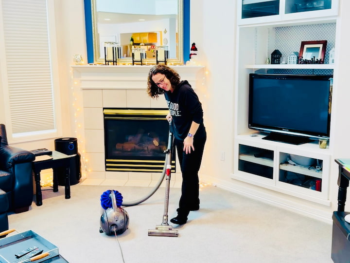 Chas vacuuming the baking soda up