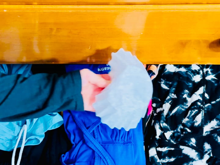 Adding coffee filter to drawer