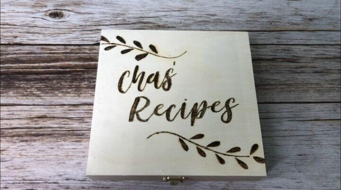 Here is the completed box, and I love how it turned out. You can leave it as is, or you can stain/varnish the box.