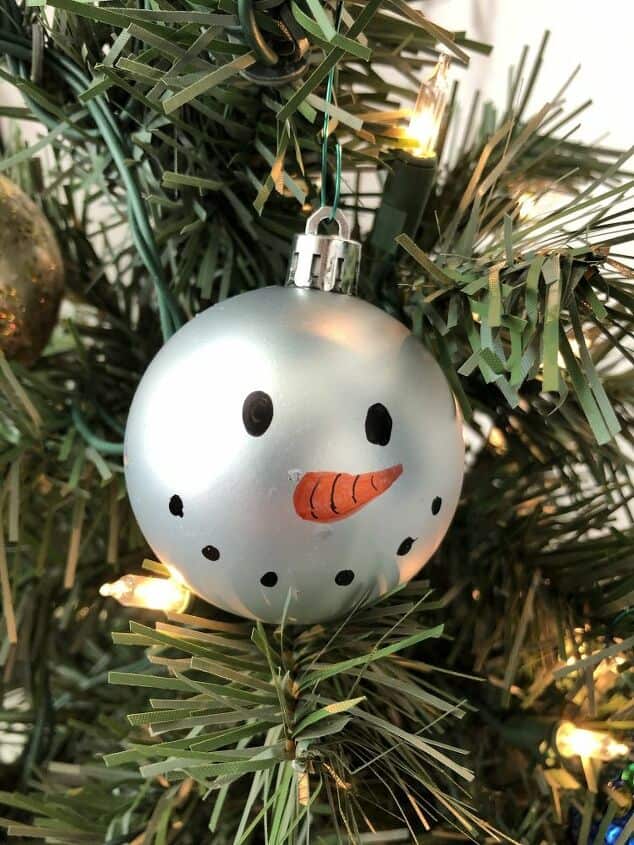 Even kids can get in on the fun for most of these ornaments, and build memories at the same time.