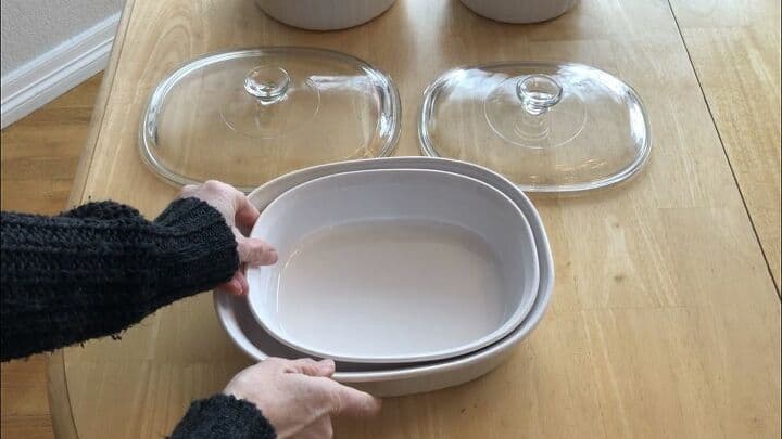 I place the smaller size dish inside the larger dish.