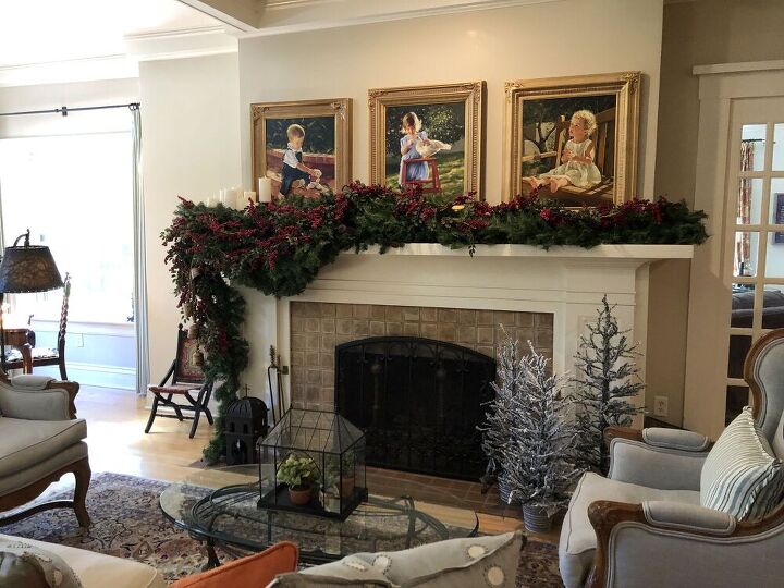 Chloe from Celebrate and Decorate created these 2 mantels.  The first one was in Mary's living room, and the 2nd one was on Mary's back patio.