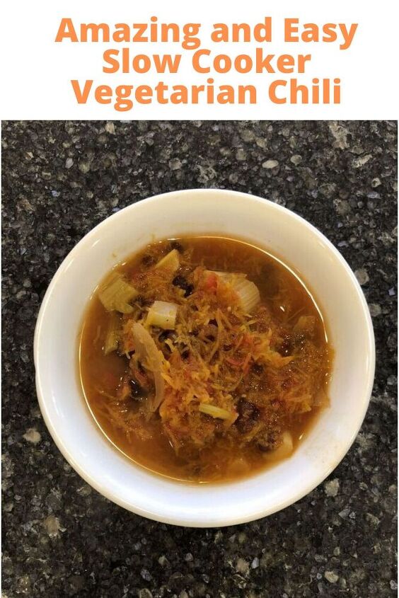 Amazing and Easy Slow Cooker Vegetarian Chili - Chas' Crazy Creations