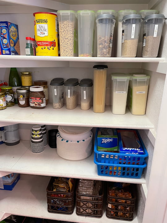 walk in pantry organization We all need organization in our kitchen. I'm sharing 12 easy walk-in pantry organization tips and hacks, and these tips and hacks can be used in many areas of your home.