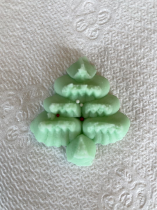 Easy and Yummy Soft Peppermint Candy Recipe Using A Cookie Press