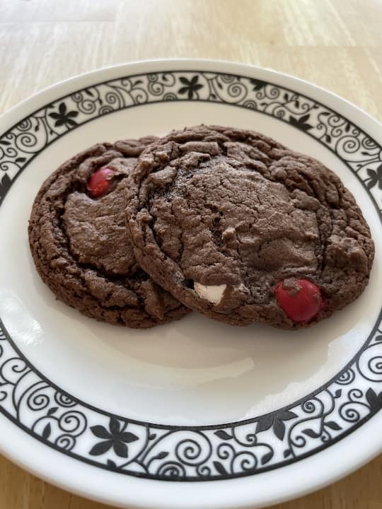 Super Easy and Fast Chocolate Cake Mix Devil Cookies