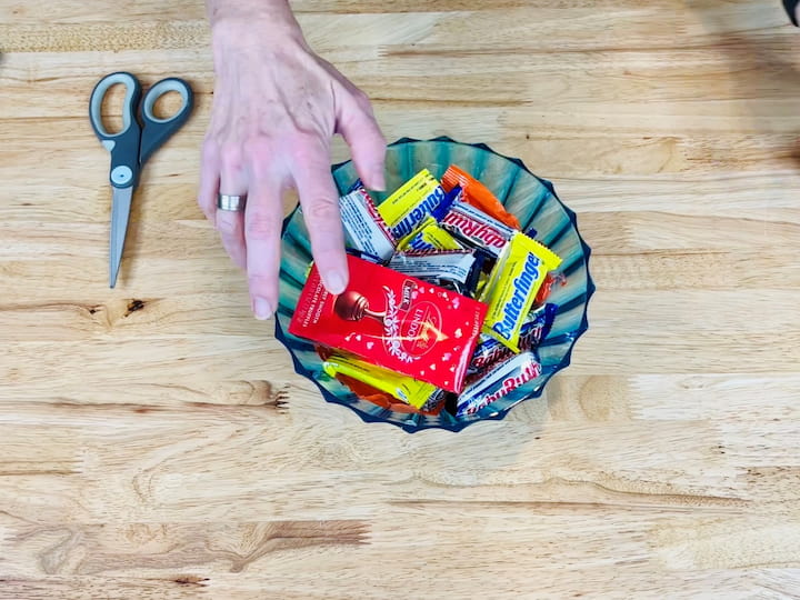 2. Place Candy In The Bowl