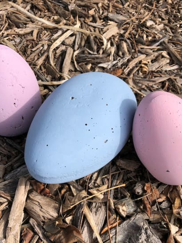 DIY Concrete Easter Eggs Tutorial