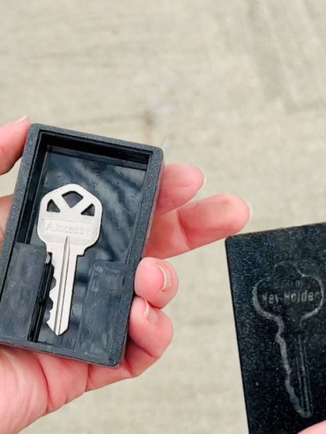 Easy Ways to Hide Keys Around Your House