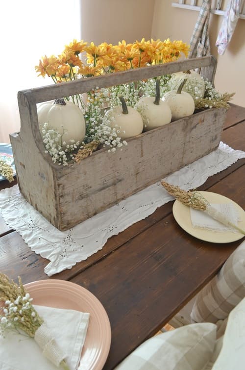 Thanksgiving Centerpiece Ideas Vintage Feel Wooden Box with Pumpkins and Flowers
