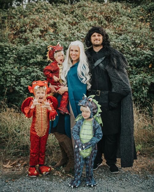 Daenerys Targaryen and Jon Snow Costumes