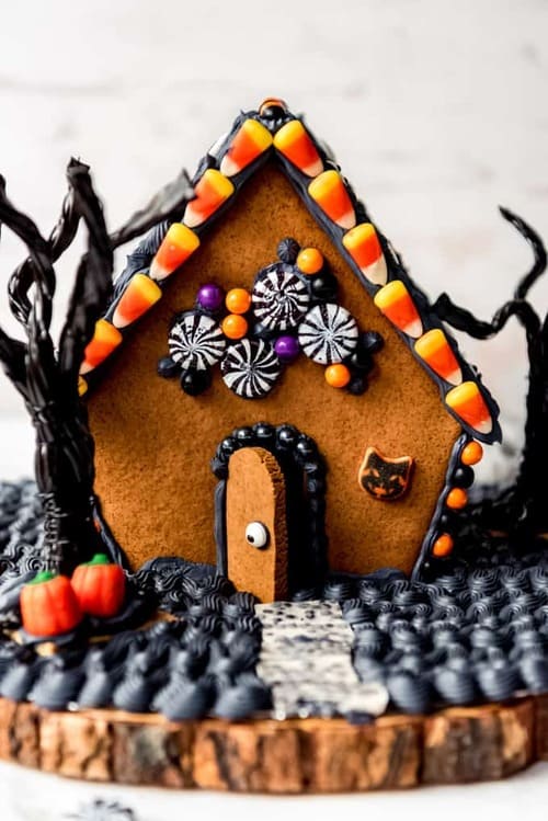 Haunted Halloween Gingerbread House Competition