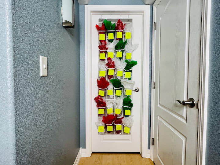 You can even add numbered Post-it notes to count down the days.