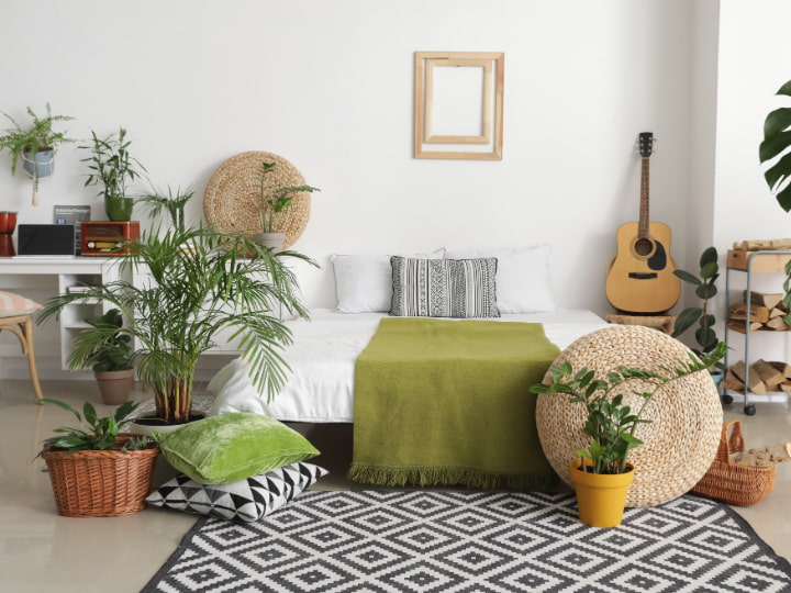 For the teen with a free spirit, Boho can be a fantastic décor theme. This style is all about using colorful patterns, natural materials like rattan, fairy lights, and indoor plants, to create a relaxed but eclectic space.
