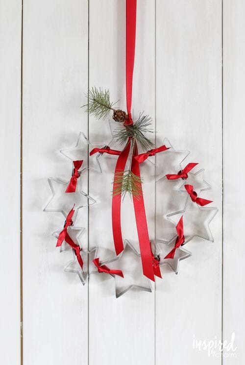 DIY Cookie Cutter Wreath