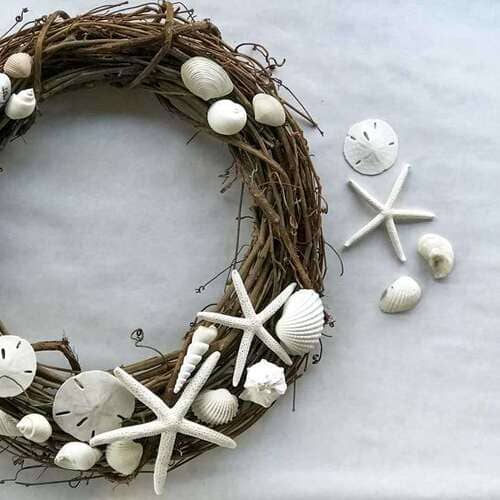 Easy DIY Seashell Wreath