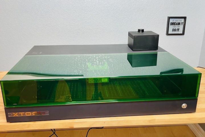 X Tool S1 laser cutter