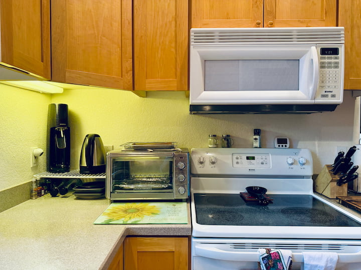 Organized corner of counter