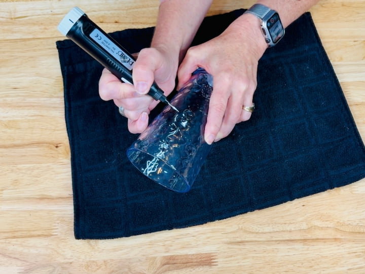 Engraving the acrylic cup