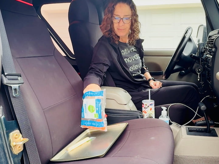 Baking Sheet Tray: Works great as a lap tray for food in a car