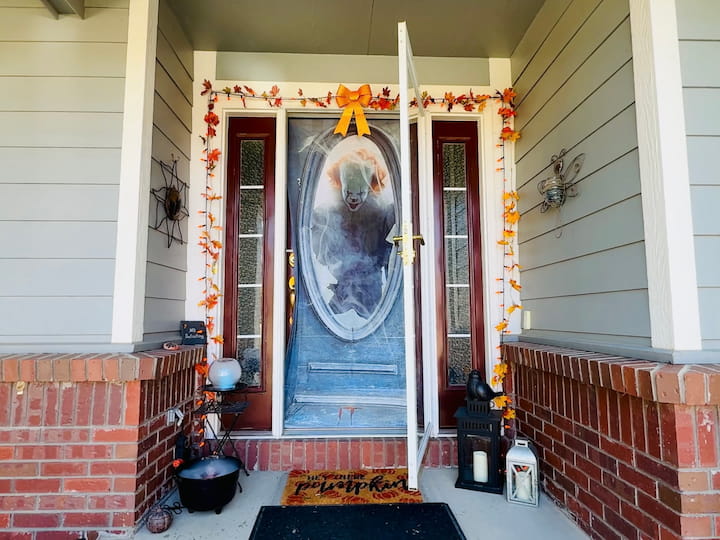 Halloween Door Cover on front door