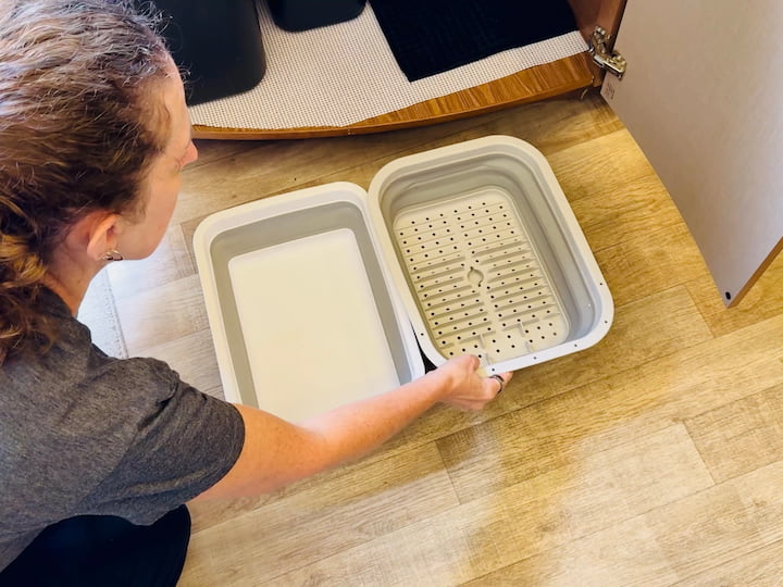 Collapsible Helpers: My collapsible drying rack and a collapsible container (for washing dishes or storage) are stored here.